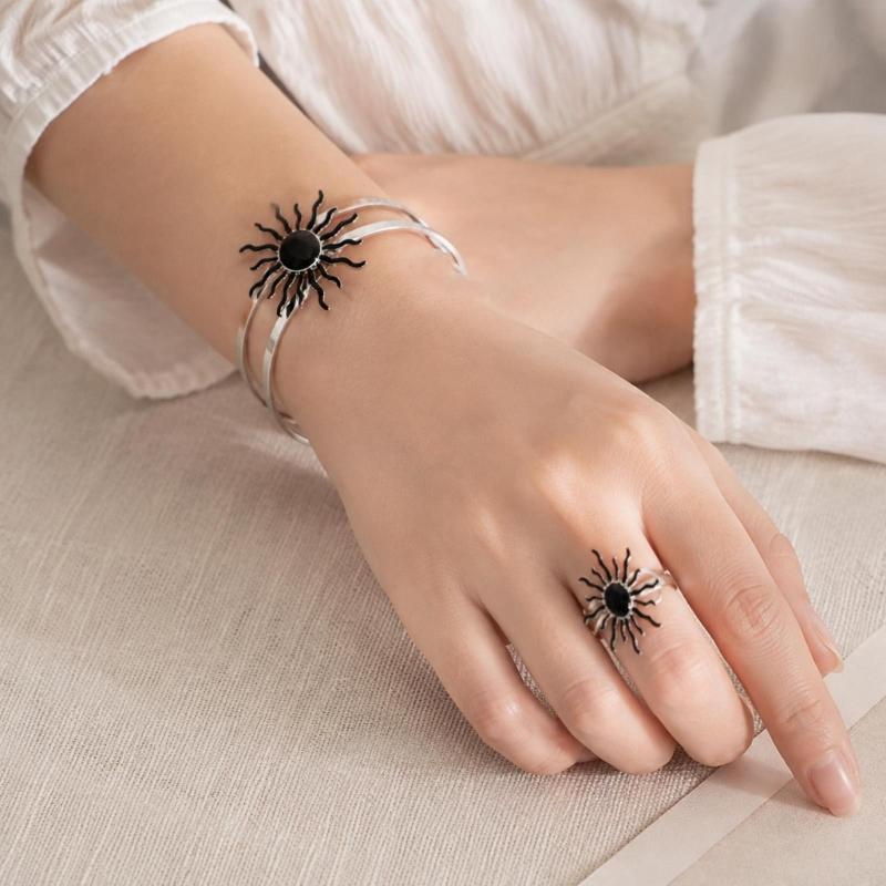 Adjustable Jewelry Set with Sun Design Bracelet and Ring, Matching Two Piece Accessory for Party Styling and Gifts