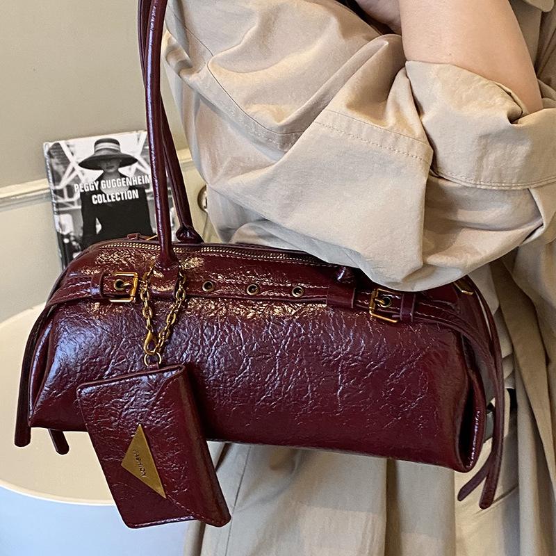 Retro Niche Single Shoulder Underarm Bag Women's 2025 New Trendy Pillow Bag Simple Large-capacity Commuter Handbag
