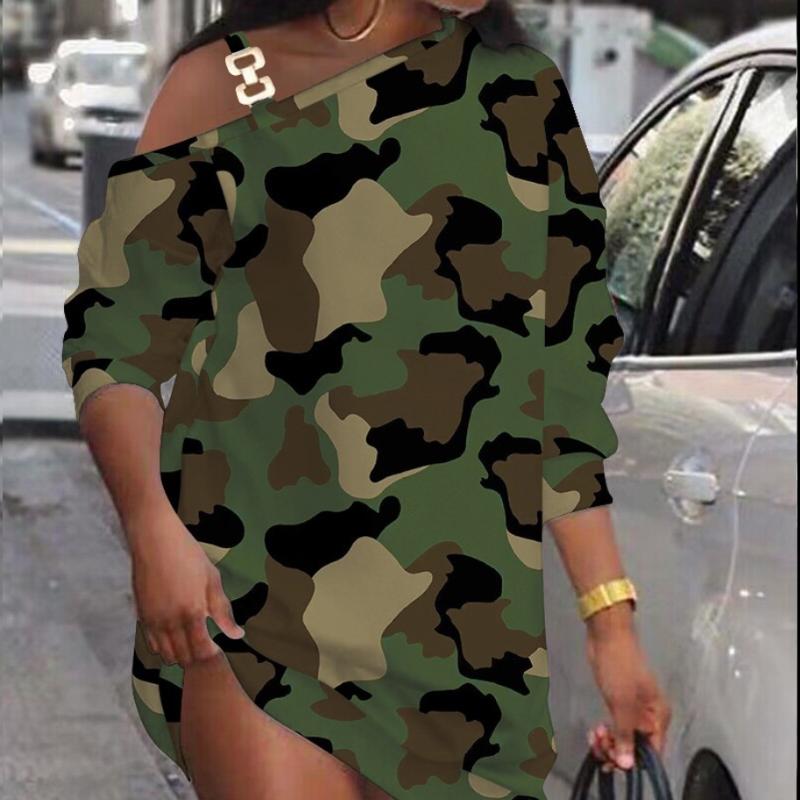 

Женские осенние платья с металлическими пуговицами и косым вырезом на плече XXL камуфляжный