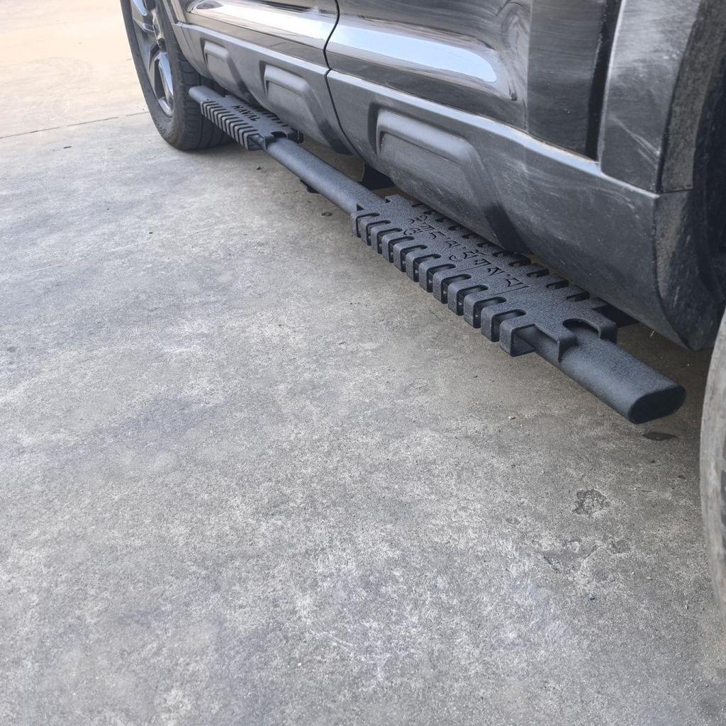 Durable Non-Destructive Carbon Steel Foot Pedals for Haval Menglong Off-road Vehicle - Dragon Scale Style