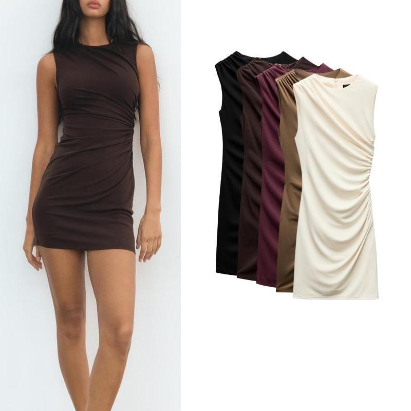 Spring New Arrival Women's Black Silm Fashion Sleeveless Round Neck Pleated Decorative Short Dress 8338250