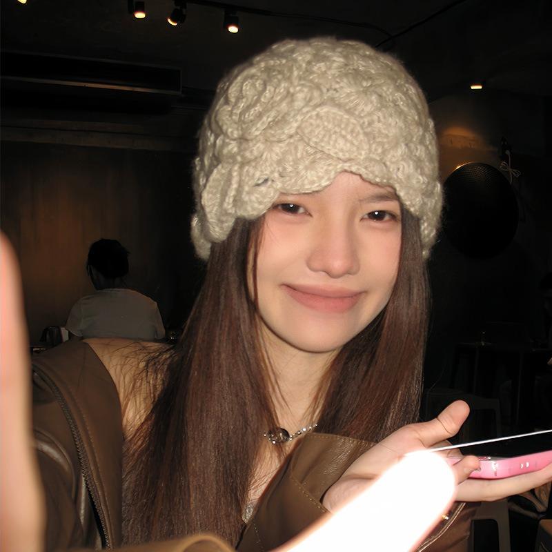 Women Japanese Style Hollow Flower Knit Beanie Autumn Winter Warm Hat