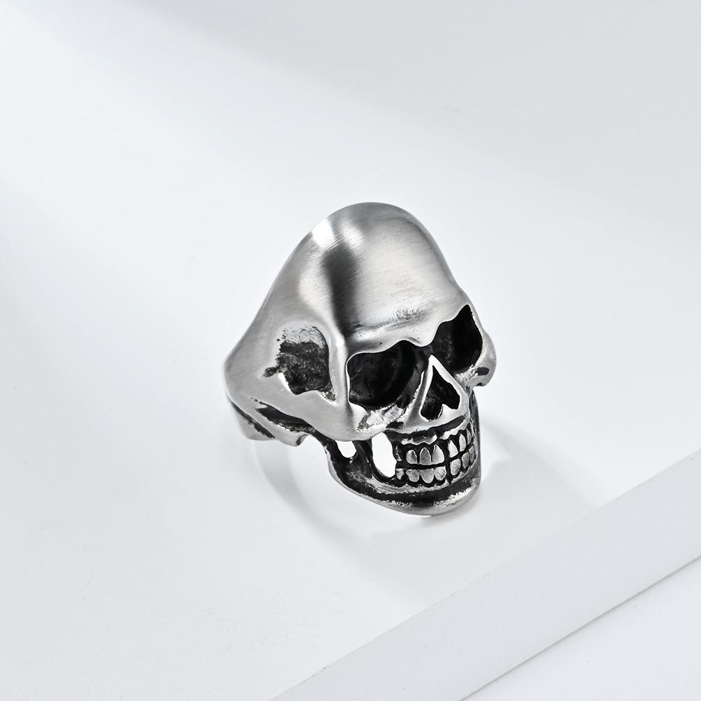 Black Classic Matte Brushed Skull Titanium Steel Ring for Men Hip Hop Stainless Steel Punk Jewellery Rapper's Finger Ring