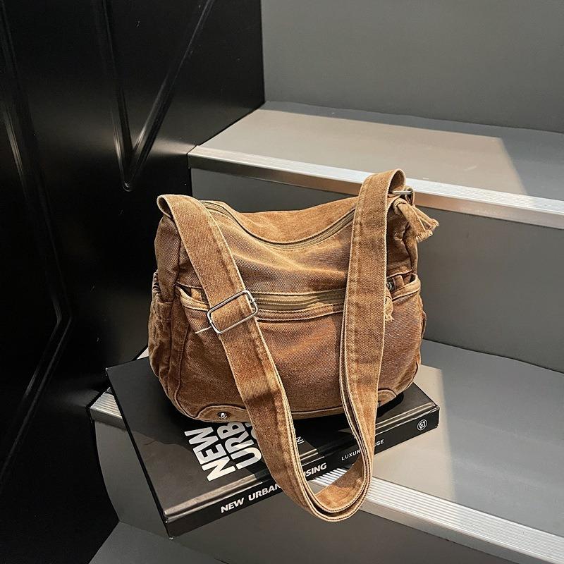 Denim Bag Women's New Casual Versatile Shoulder Messenger Bag Retro Class Commuter Tote Bag