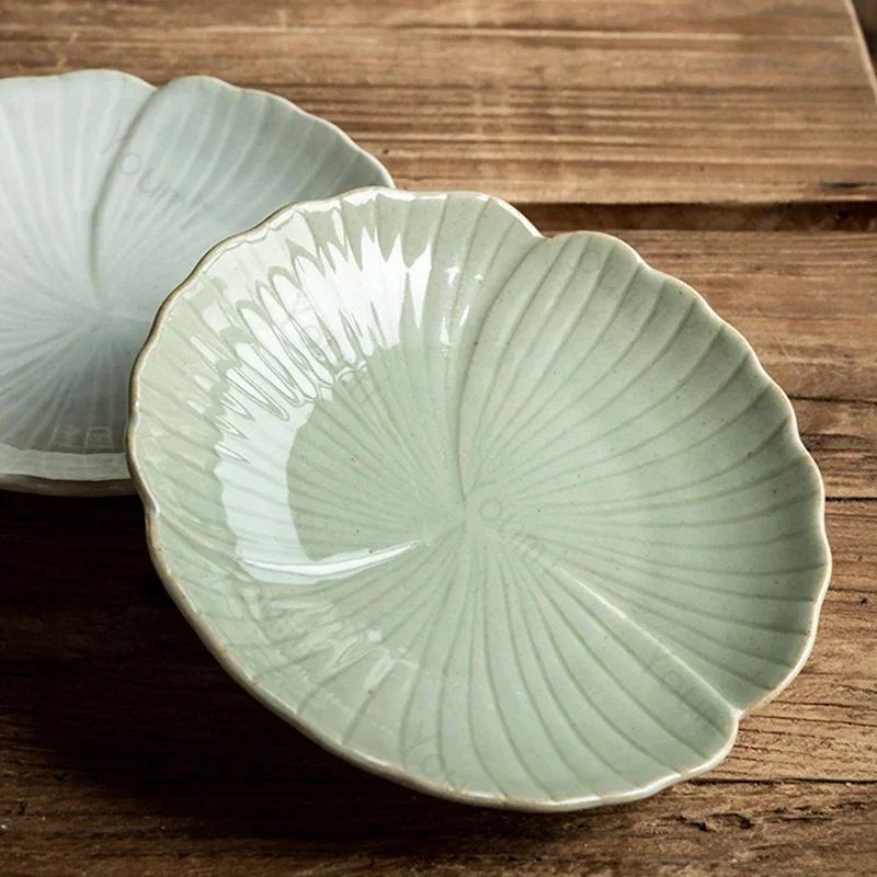 Retro Solid Color Ceramic Plates Creative Irregular Dessert Snacks Plate Delicious Dishes Dining Plate Exquisite Home Tableware