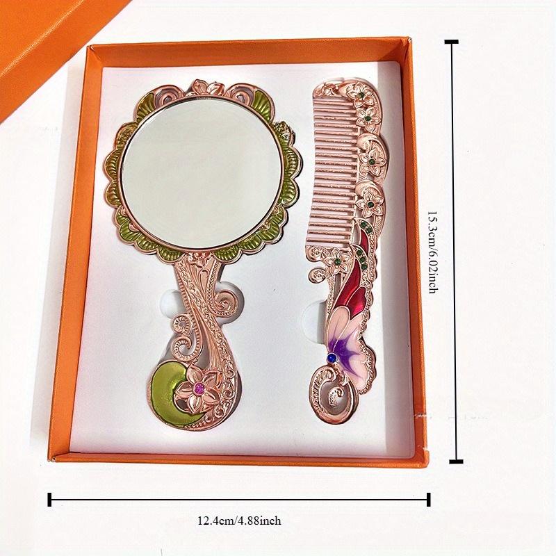 Kreativní Retro Ražený Vzor Páv Kosmetické Dekorativní Zrcátko Přenosné Přenosné Skládací Kovová Rukojeť Krása Hřeben Zrcátko