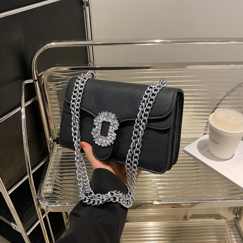 

Модная женская сумка 2024 года, новый темперамент, сумка Bacchus в иностранном стиле, фактурная сумка-цепочка, маленькая сумка через плечо, маленькая квадратная сумка через плечо. чёрный