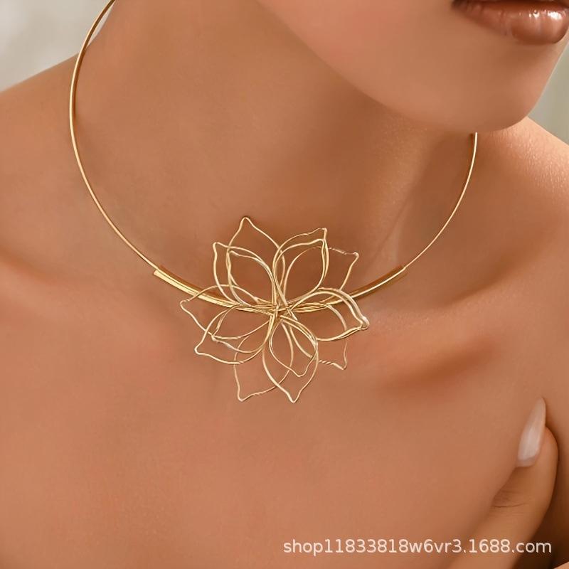 Fashion Necklace For Women Ladies