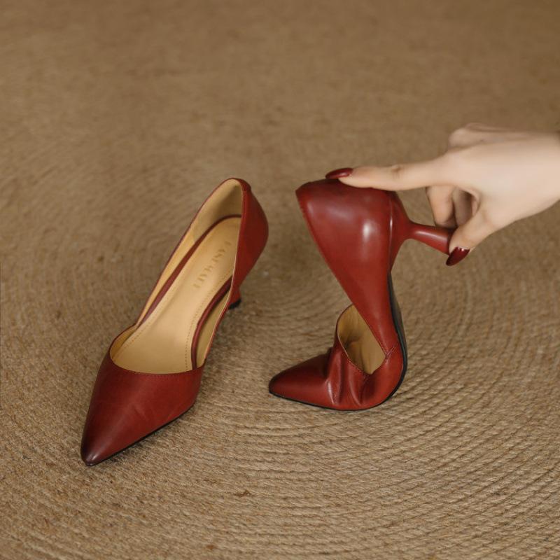 Spring and summer new women's high heels professional commuting light mouth stiletto shoes foot cover solid color pointed temperament single shoes