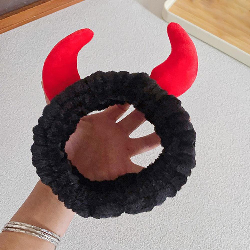 Demon Design Headband And Wristbands Set, Flannel Coral Hair Band Wristbands, Makeup Spa Face Wash Hair Accessories
