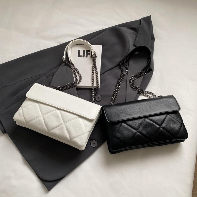 Rhombus bag women's chain shoulder armpit bag new popular messenger bag simple and fashionable small square bag