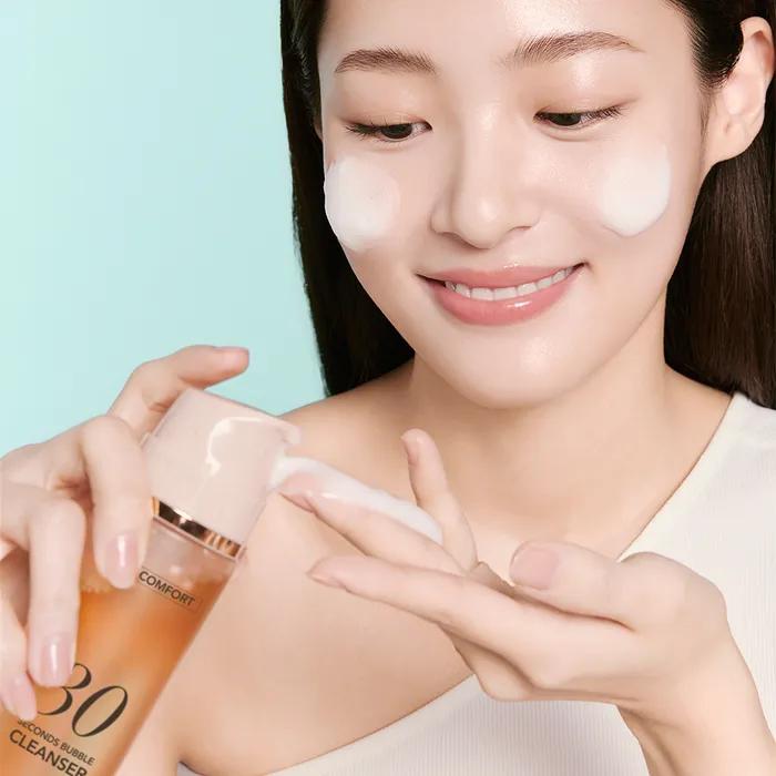 Menokine 30 Second Bubble Cleanser Daily Comfort