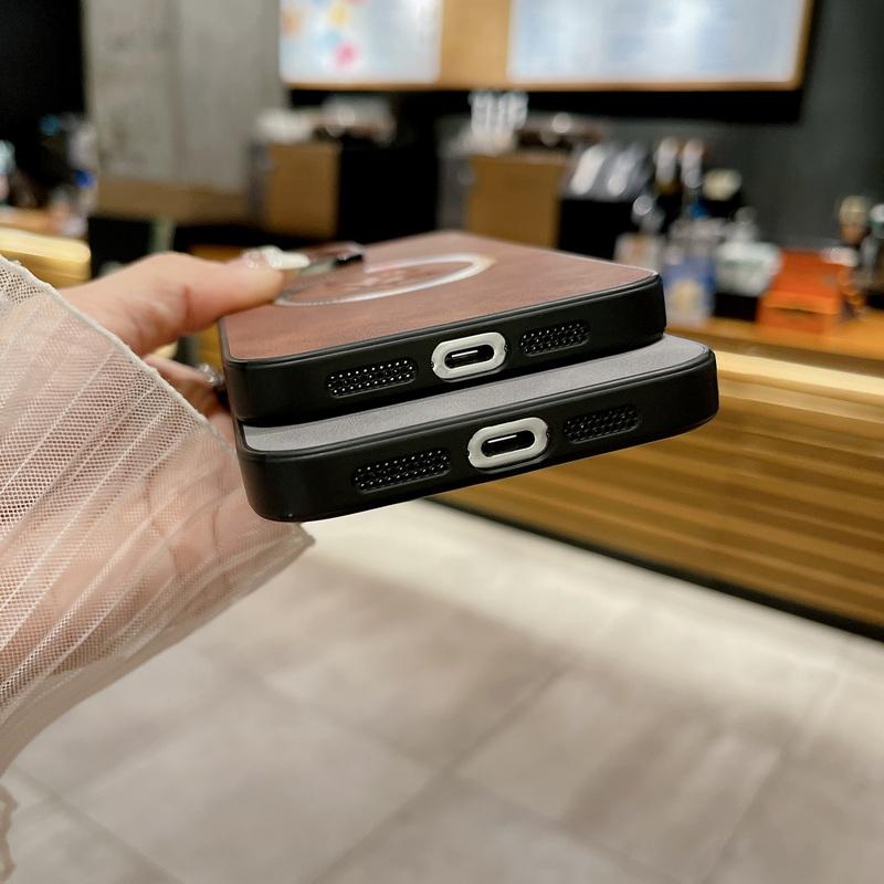 Lambskin Maple Leaf Phone Shell For iPhone 16 15 14 13 Pro Max 12 Pro 11 XS XR 8 7 Plus Magnetic Shockproof Luxury Leather Slim for Magsafe Case Cover