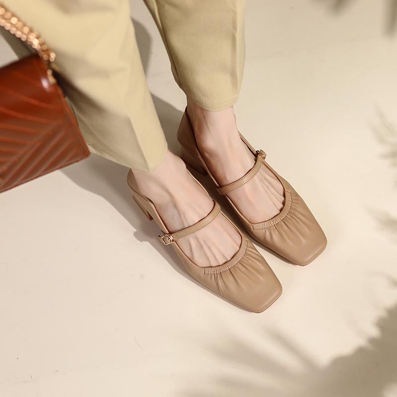 Sheepskin square head thick heel single shoes women's medium heel soft leather grandma shoes one-word buckle Mary Jane shoes spring and autumn