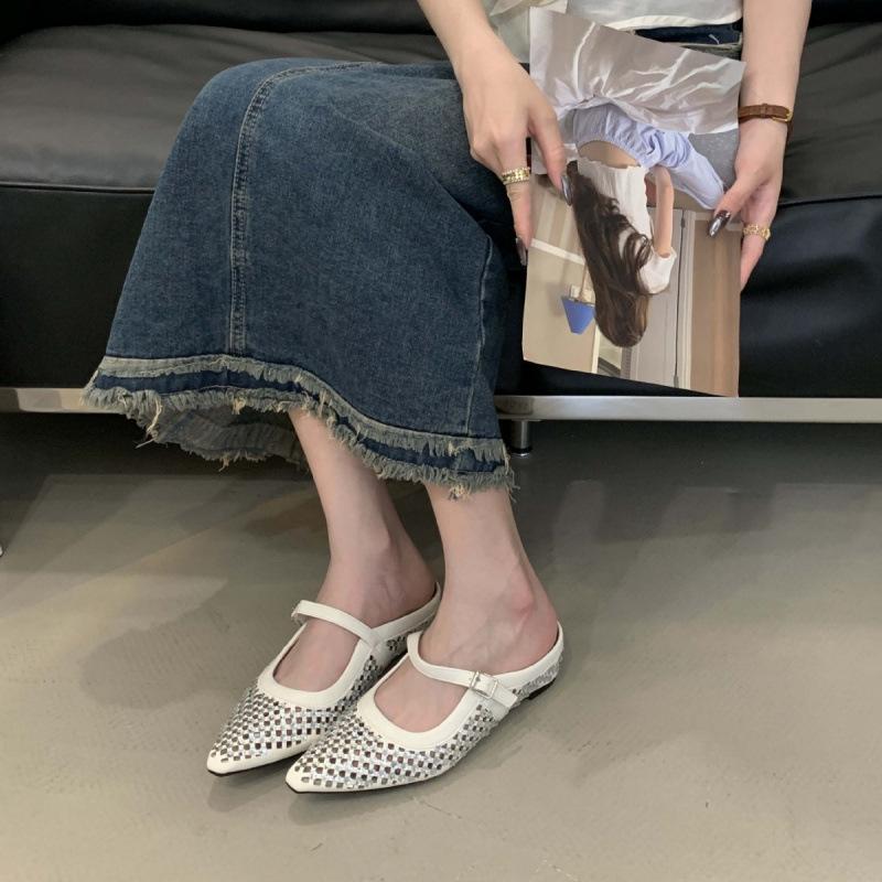 2025 summer new fashion sparkling rhinestone hollow pointed head soft bottom bag head inner height-increasing slippers