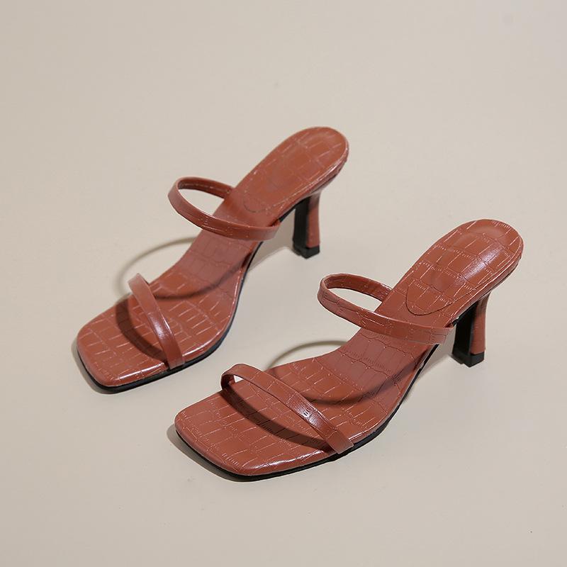 

Cool slippers women s summer wear fashionable and versatile 2025 new sandals non-slip sexy stiletto high heel one-word 40 коричневий