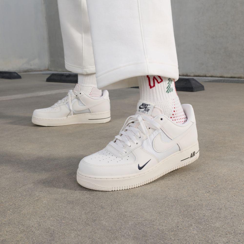 

Nike Air Force 1 Low 07 LV8 Phantom Light Orewood Brown 42