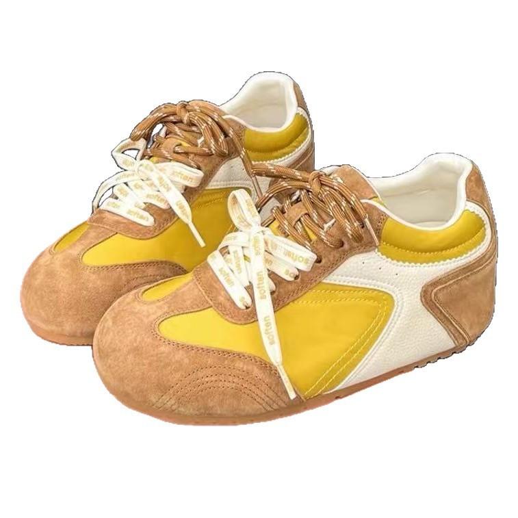 2025 Autumn New Red Flat-bottomed German Training Shoes Women's Retro Casual Sports Little White Shoes Versatile Lace-up Forrest Gump Shoes