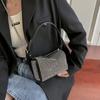 Trendige Damen Schulter- und Umhängetasche mit Strassverzierungen - Nachtclub-Stil