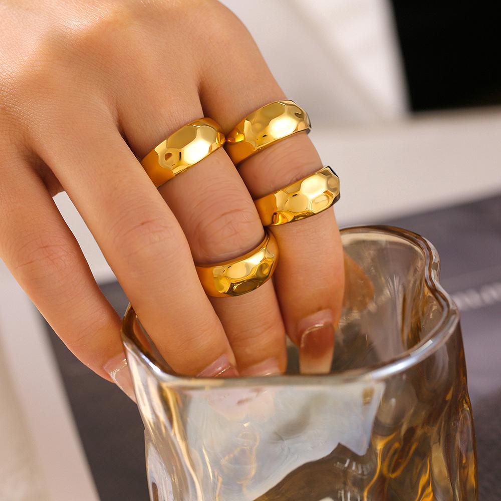 Irregular Rhombus Smooth Ring Niche Cold Wind Design Titanium Steel Plated 18K Gold Jewelry