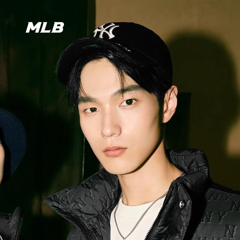 Бейсболка унисекс MLB F