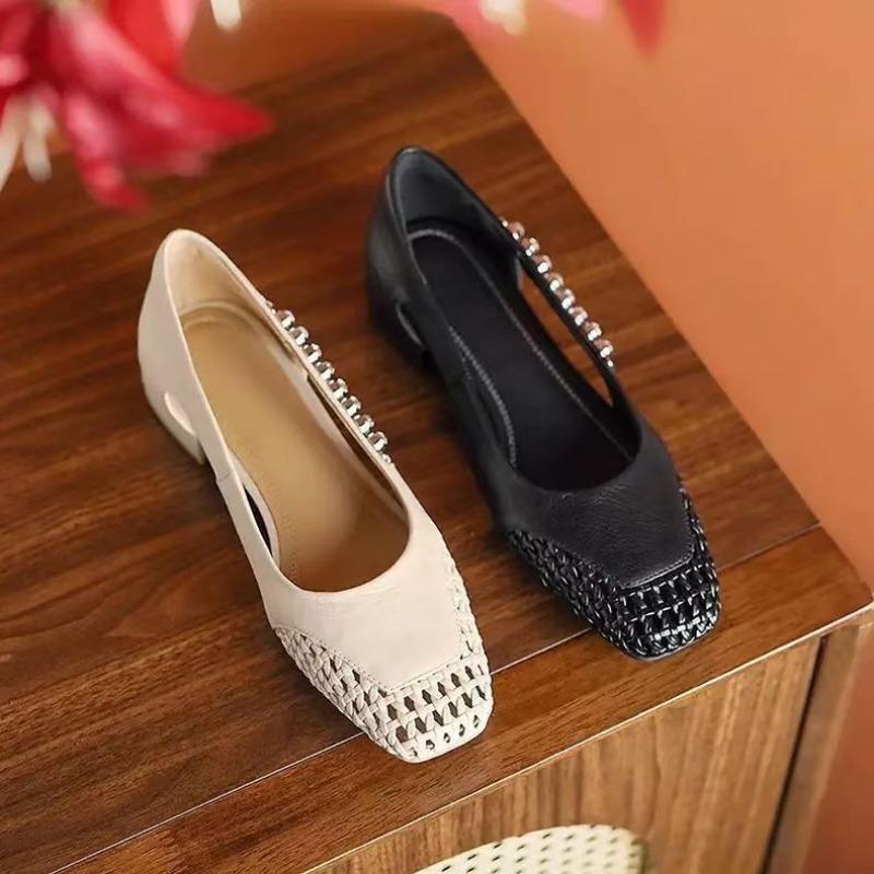 New retro style thick heel hollow hole breathable shoes women's summer versatile ladyshoes beautiful sandals