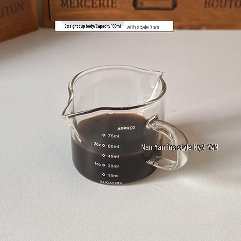 Стеклянный молочник в японском стиле с деревянной ручкой