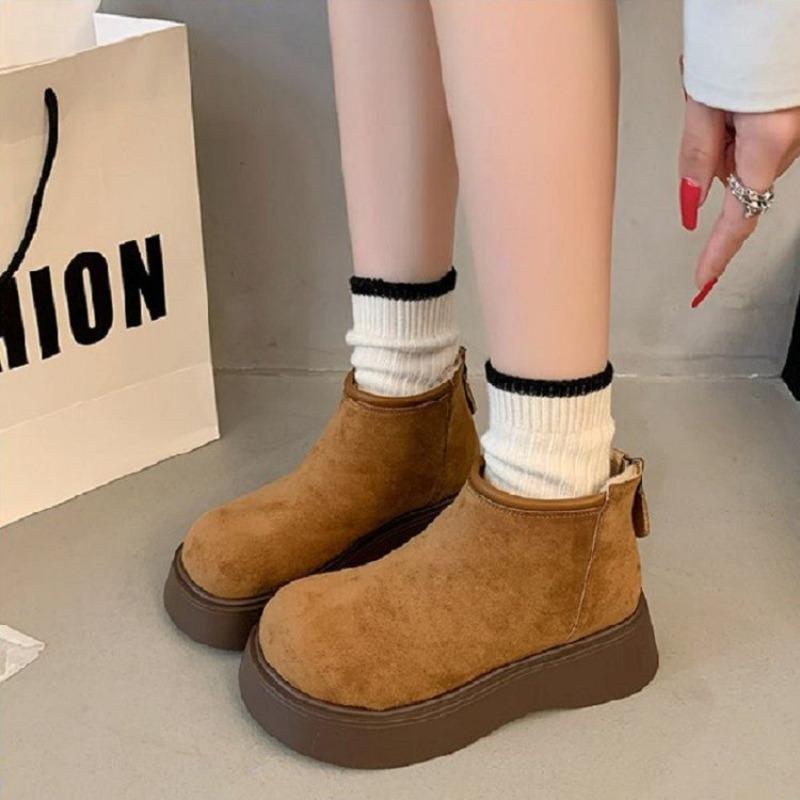 Retro thick-soled Martin boots women's new autumn and winter non-slip versatile height-increasing small short boots