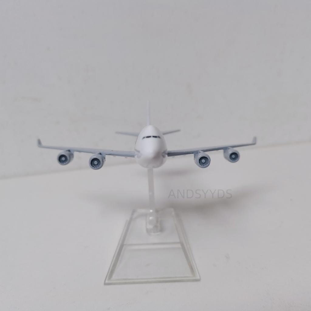 Diecast 16cm Metal Alloy B747 Aircraft Air France Airplane Model 1/400 Scale with Stand 747 Aviation Souvenir Plane