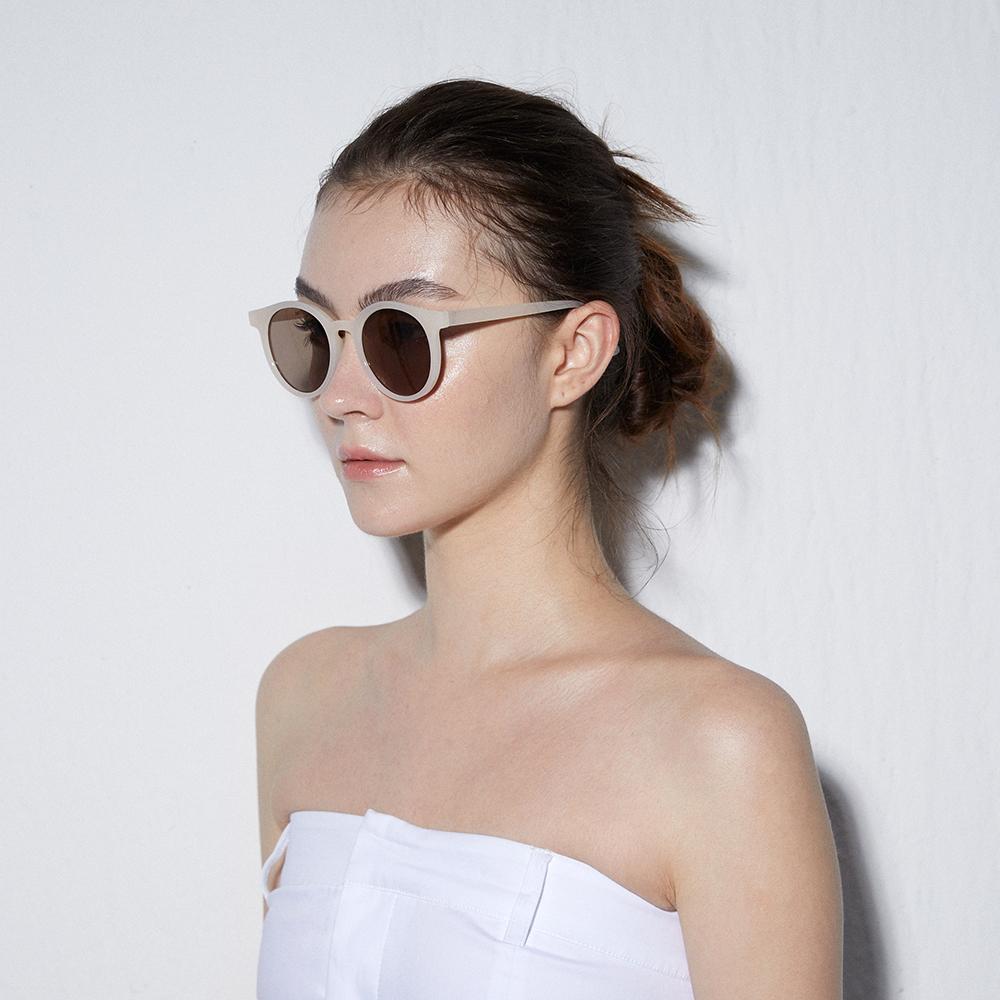 Mitaseongeullaseu Fraser Sunglasses Mt005178C19 Beige