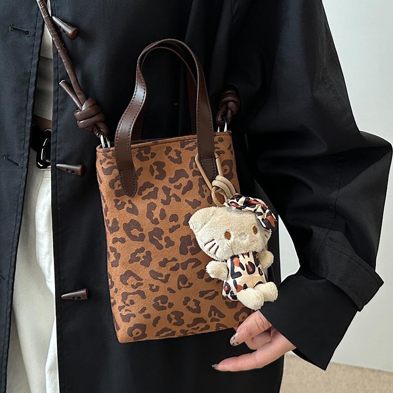 Autumn and Winter Retro Niche Leopard Print Mobile Phone Bag Splicing Contrasting Color Crossbody Bag Suede Shoulder Bag Women