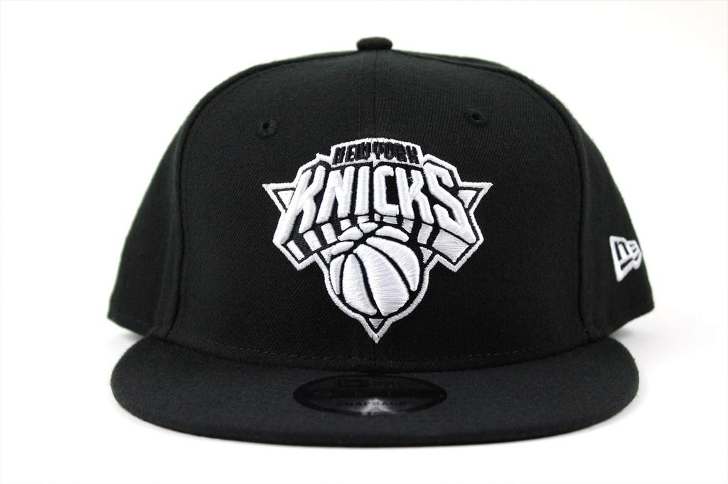 New Era 9Fifty Snapback Cap in Black NBA Eastern New York Knicks & White, Conference,