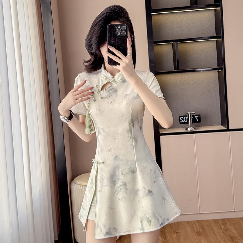 Summer Women's Chinese-Style Qipao Suit: Elegant Dress and Shorts Set