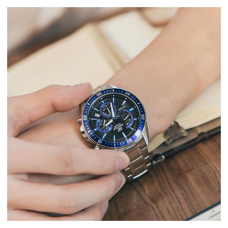 Casio EDIFICE Fashionable Classic One-Touch Tri-Fold Clasp 1/10 Stopwatch Mineral Glass 100 Meters Waterproof Quartz Movement Stainless EFV-620D-1A2V