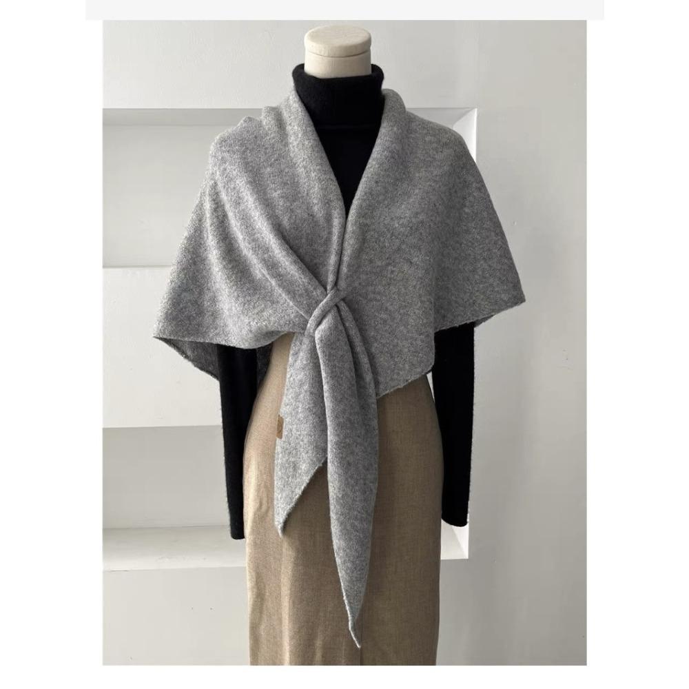 Triangle Scarf Scarf Solid Color Shawl Cape Autumn and Winter Women's High-end Shawl Blanket Warm Small Cape Cape