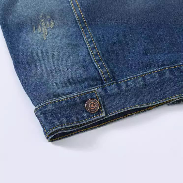 Women's Y2K Vintage Sleeveless Denim Jackets Ripped Lapel Neck Button Down Denim Vest  with Pockets