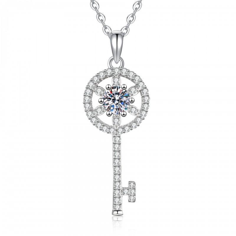 Womens Key Pendant Necklace D Color Moissanite 1ct Chain Luxury Fine Jewelry