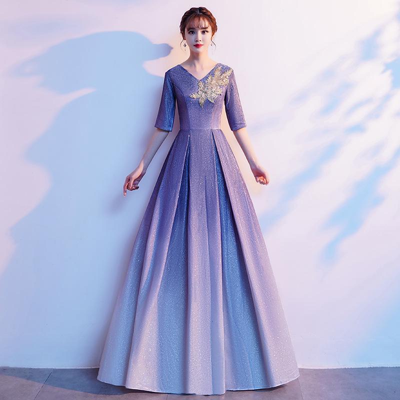 Elegantes rotes Abendkleid für 2025: Bankett-Gastgeber und Bühnenkleidung