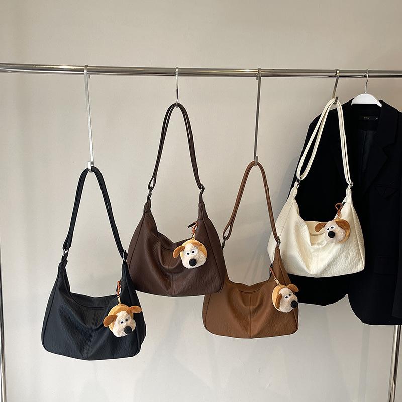 Casual style large capacity women's daily commute dumpling single shoulder messenger bag