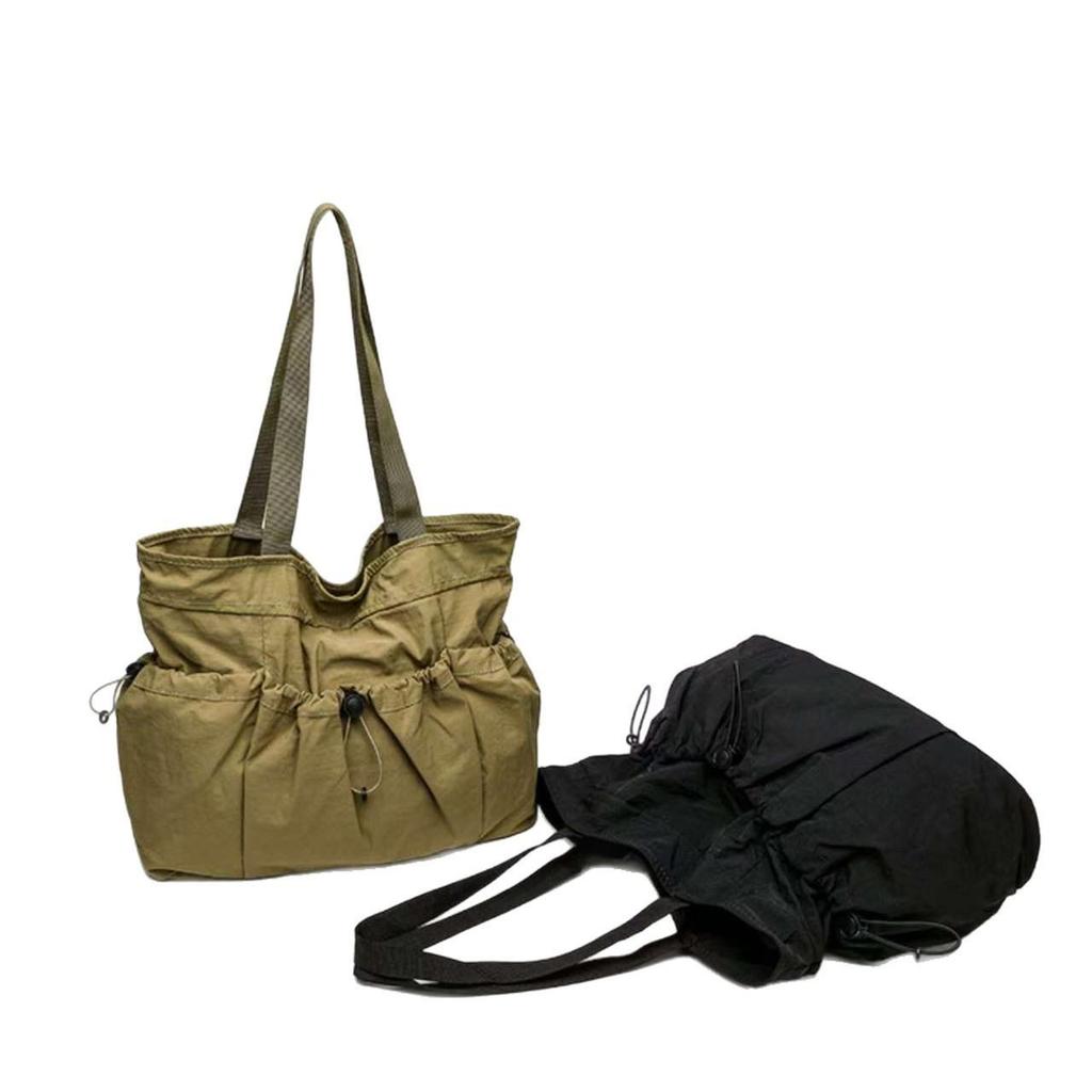 Large Capacity Pleated Shoulder Bag - Simple and Fashionable Tote for College Students and Women
