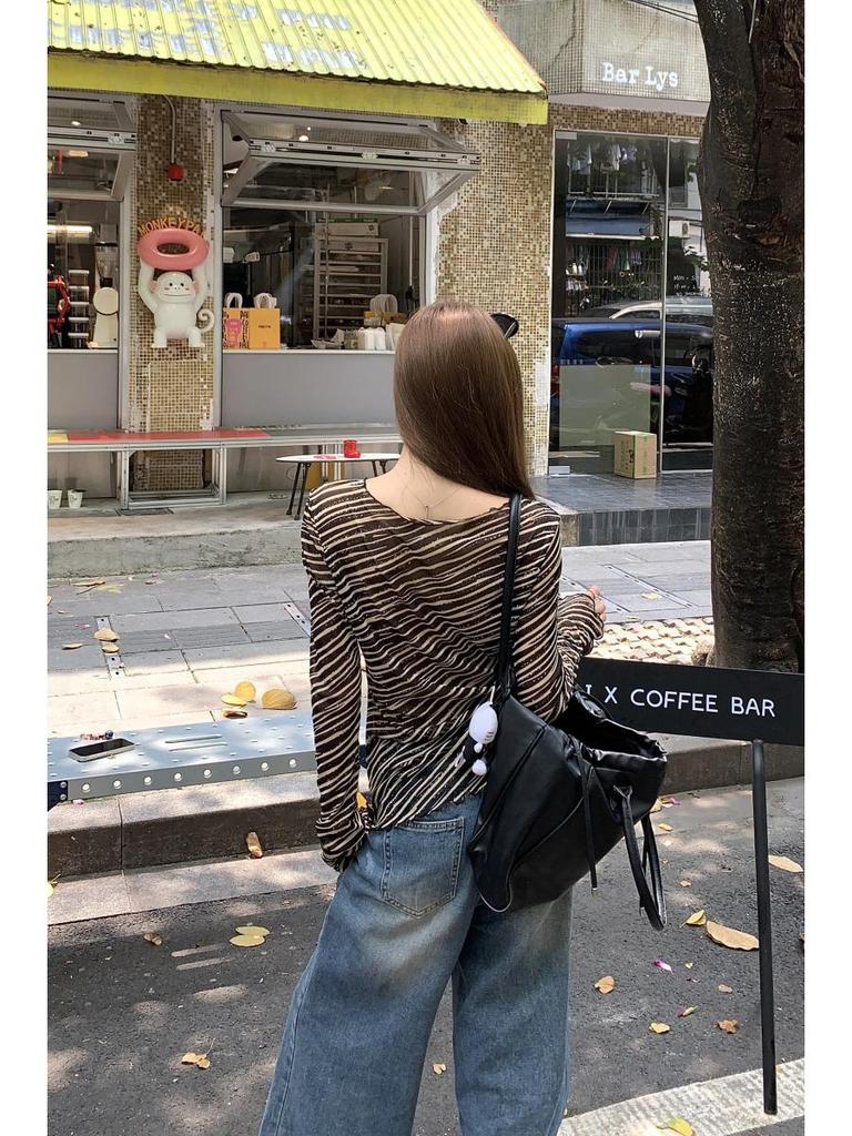 2025 Autumn Women's Retro Slim Fit Stripe Long Sleeve T-shirt