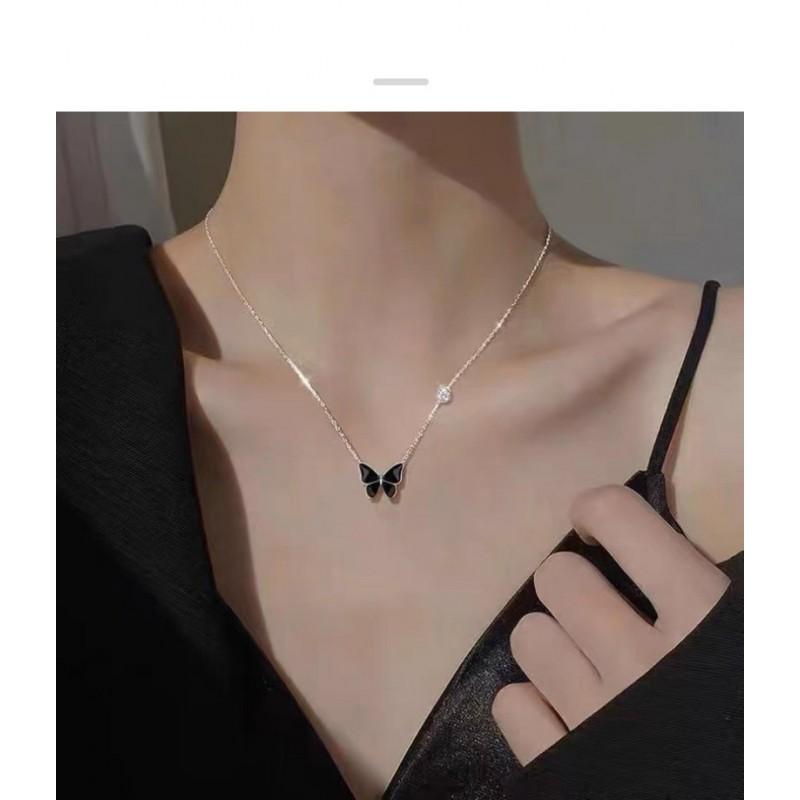 Womens Moonstone Angel Wing Necklace Clavicle Chain Fashion Jewelry
