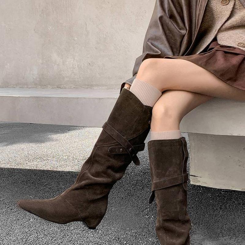 European and American new pointed Martin boots solid color leather large size women's boots sleeve autumn and winter large tube circumference cow