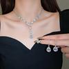 3 Pezzi Bluey Collane con Ciondolo Quadrato Strass a Goccia d'Acqua per Donne Catene per Clavicola Temperamento Elegante Set di Gioielli di Lusso