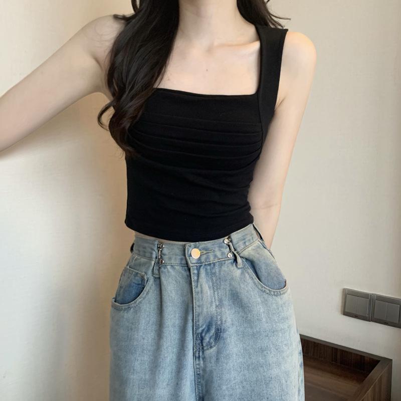 

Жилет с французским квадратным вырезом, складками на груди, широкими бретелями, утягивающим топом в стиле «сладко и остро». Small чёрный