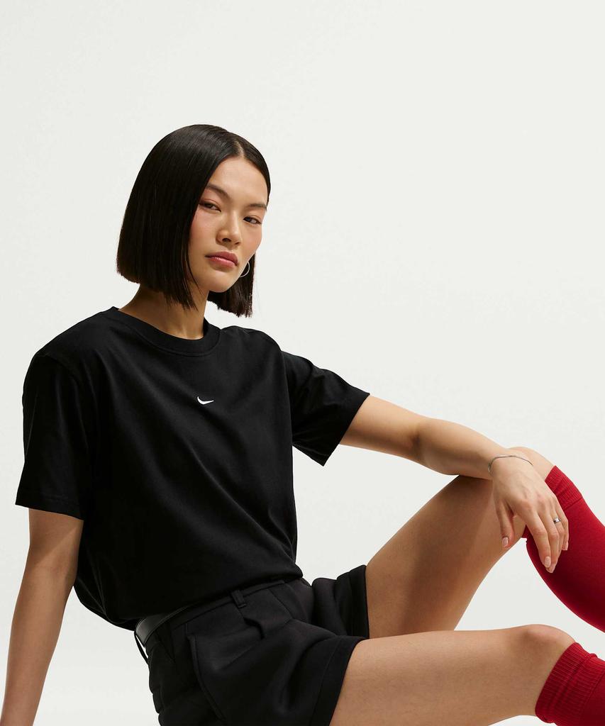 NIKE Sportswear Oversized Short Sleeve T-Shirt (Plus Size) W - Black:White / Ih7602-010