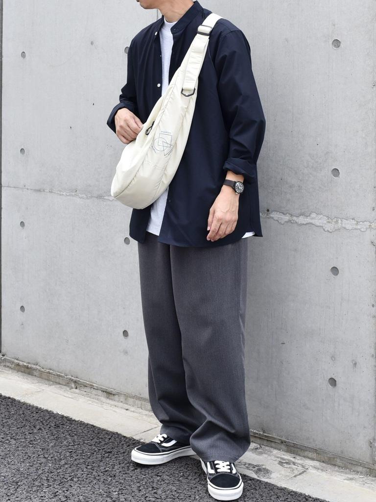 SHIPS any Men's Crescent Shoulder Bag, Ripstop Nylon with Embroidered Logo, 718430121, Natural, One Size