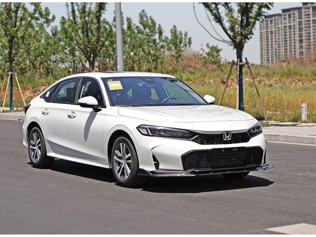 2025 Civic 11.5 Gen Front Splitter: Easy, No-Drill Install for Non-Destructive Front Lip & Body Kit Upgrade.