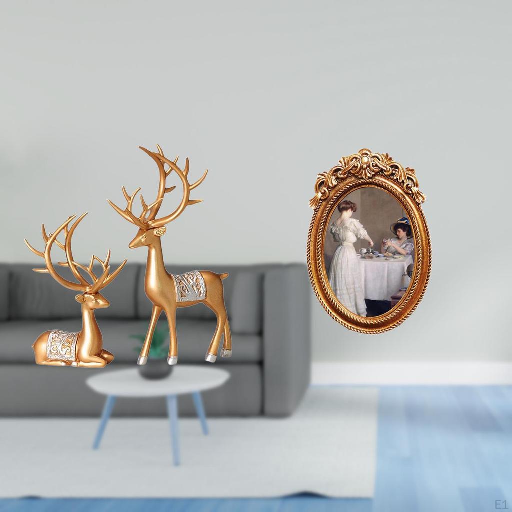 European Reindeer Sculpture Collectable Craft with Ornate Resin Photo Frame Decorative Tabletop