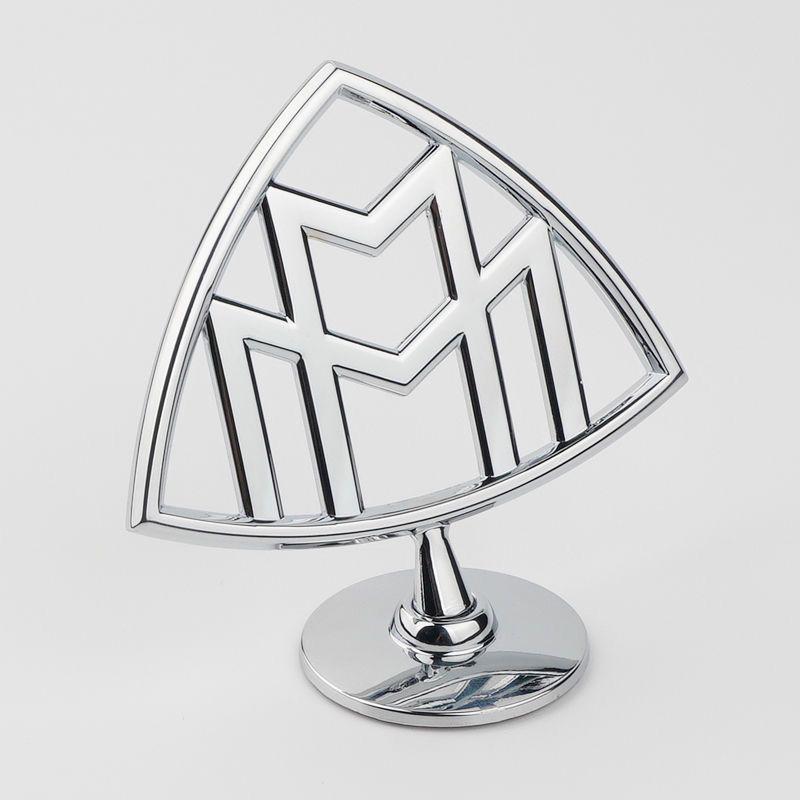 Samolepka znaku na kapotu Mercedes-Maybach pro úpravu auta